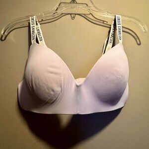 NWT Victoria's Secret Light Purple Logo Bra